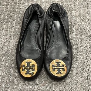 Tory Burch Reva flat